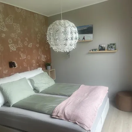 Modern House - Perfect For Holidays In