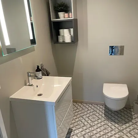 Modern House - Perfect For Holidays In וילה