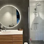 Modern House - Perfect For Holidays In * Μπέργκεν