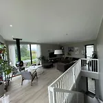 Modern House - Perfect For Holidays In