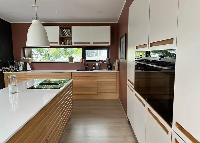 Modern House - Perfect For Holidays In * Берген